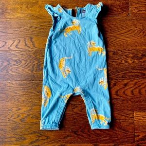Girls’ sleeveless bodysuit by Tea — size 6-9 mos